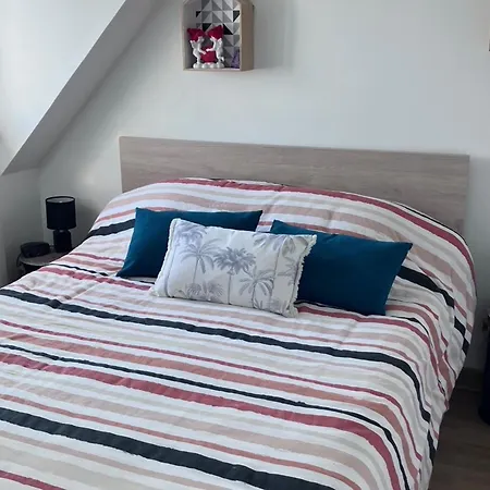 Duplex Familial Refait à Neuf Avec Parking, Proche - Fr-1-712-96 Villers-sur-Mer