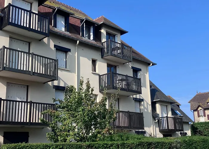 Duplex Familial Refait à Neuf Avec Parking, Proche - Fr-1-712-96 * Villers-sur-Mer