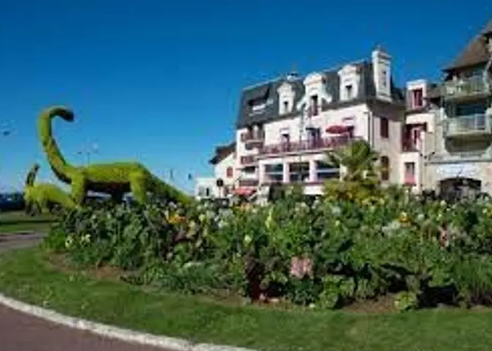 Duplex Familial Refait A Neuf Avec Balcon, A Deux Pas De La - Fr-1-712-96 *